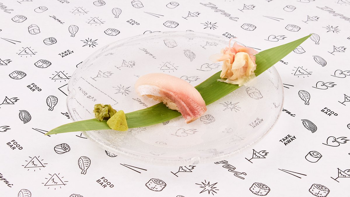 Hamachi nigiri